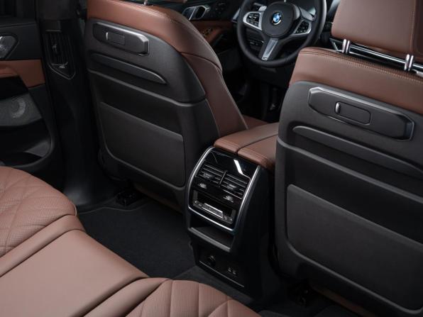 Новый BMW X7 I (G07) Рестайлинг 2026 года, цена 18 990 000 рублей, внедорожник, Автокод Объявления