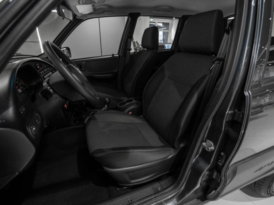 Chevrolet Niva I Рестайлинг Москва  - изображение 9