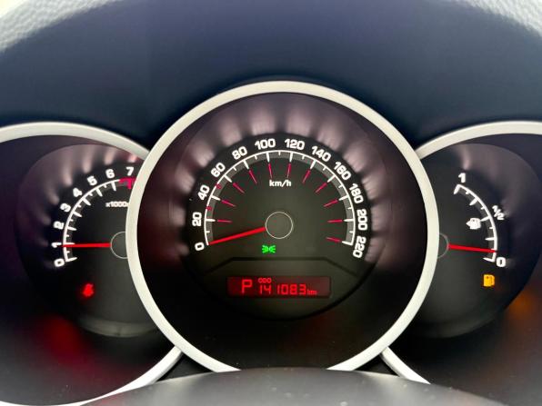 Kia Venga I с пробегом 2012 года, цена 865 000 рублей, 141000 км, минивэн, Автокод Объявления