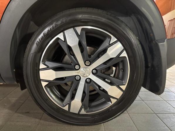 Peugeot 3008 II с пробегом 2017 года, цена 1 599 000 рублей, 162000 км, внедорожник, Автокод Объявления