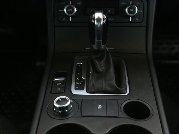 Volkswagen Touareg II с пробегом 2013 года, цена 1 855 000 рублей, 217000 км, внедорожник, Автокод Объявления