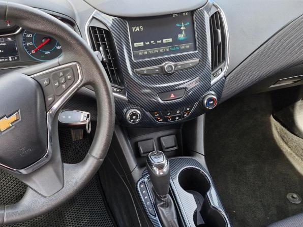 Chevrolet Cruze II с пробегом 2016 года, цена 918 000 рублей, 206672 км, хэтчбек, Автокод Объявления