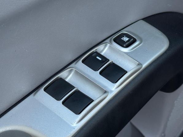 Mitsubishi L200 IV с пробегом 2011 года, цена 1 420 000 рублей, 154922 км, пикап, Автокод Объявления