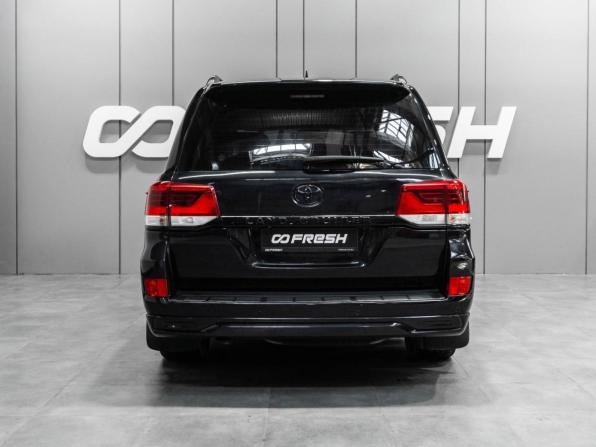 Toyota Land Cruiser 200 Series Рестайлинг 2 с пробегом 2016 года, цена 6 050 000 рублей, 216958 км, внедорожник, Автокод Объявления