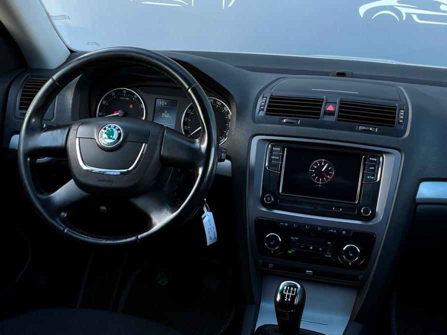 Skoda Octavia II (A5) Рестайлинг Санкт-Петербург  - изображение 13