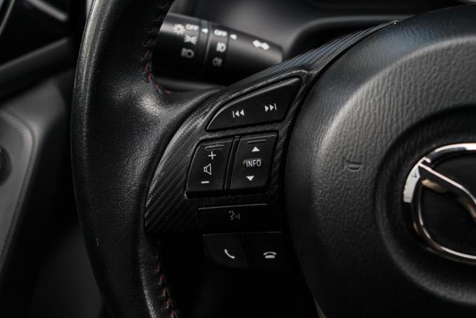 Mazda 3 III (BM) с пробегом 2014 года, цена 1 490 000 рублей, 131000 км, седан, Автокод Объявления
