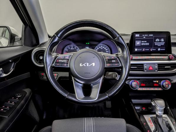 Kia Cerato IV Рестайлинг с пробегом 2021 года, цена 1 950 000 рублей, 80754 км, седан, Автокод Объявления
