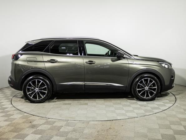Peugeot 3008 II с пробегом 2017 года, цена 2 195 000 рублей, 9411 км, внедорожник, Автокод Объявления