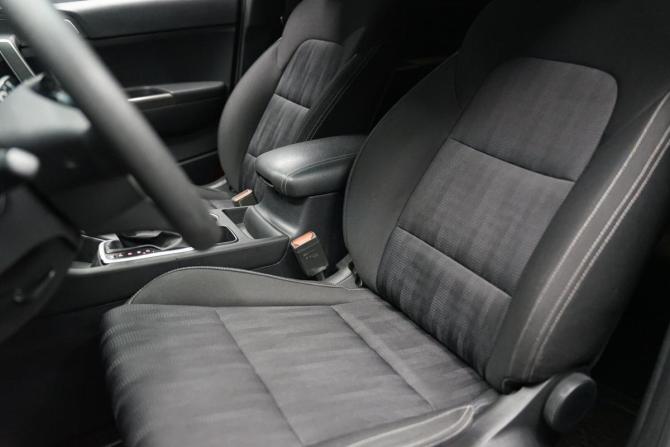 Kia Sportage IV Рестайлинг с пробегом 2019 года, цена 2 545 000 рублей, 83000 км, внедорожник, Автокод Объявления