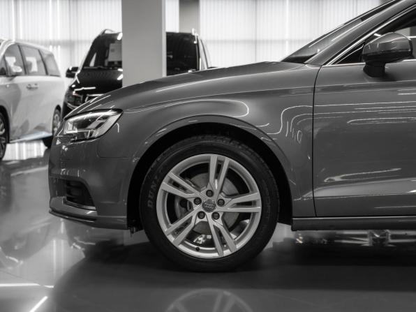 Audi A3 III (8V) Рестайлинг с пробегом 2018 года, цена 2 530 000 рублей, 35221 км, седан, Автокод Объявления