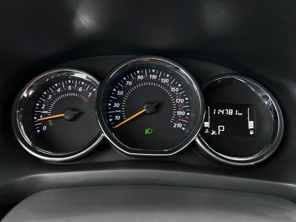 Renault Logan II Рестайлинг с пробегом 2020 года, цена 1 160 000 рублей, 114780 км, седан, Автокод Объявления