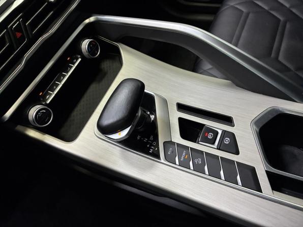 Geely Coolray I с пробегом 2022 года, цена 1 699 000 рублей, 61000 км, внедорожник, Автокод Объявления