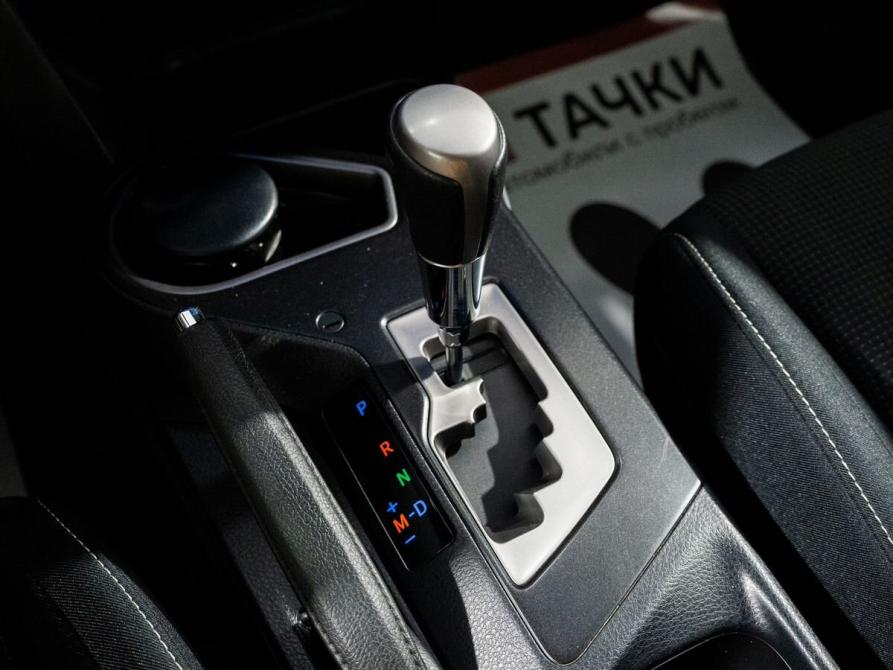 Toyota RAV4 IV (XA40) Рестайлинг Иркутск  - изображение 15
