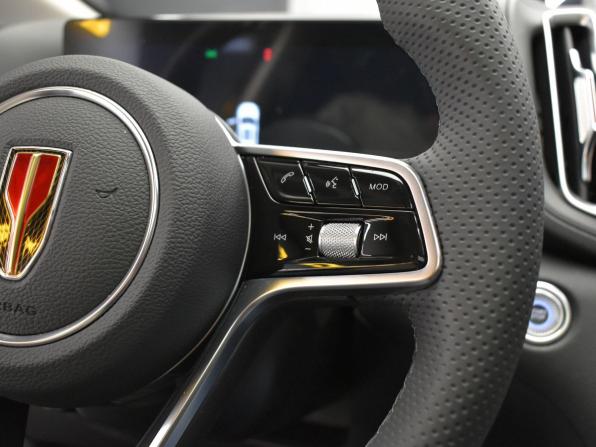 Hongqi HS3 с пробегом 2025 года, цена 3 390 000 рублей, 875 км, внедорожник, Автокод Объявления