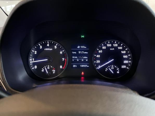 Hyundai Solaris II с пробегом 2018 года, цена 1 254 000 рублей, 138926 км, седан, Автокод Объявления