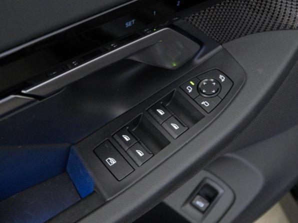 BMW 5 серии VIII (G60/G61/G68) с пробегом 2023 года, цена 6 349 046 рублей, 29926 км, седан, Автокод Объявления