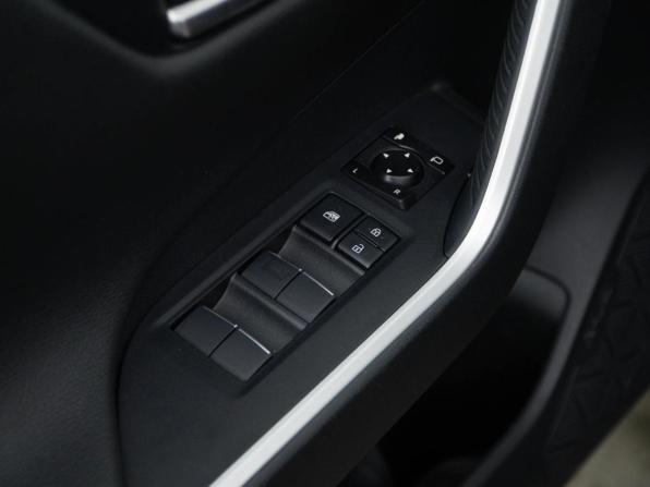 Toyota RAV4 V (XA50) с пробегом 2020 года, цена 3 813 444 рубля, 71518 км, внедорожник, Автокод Объявления