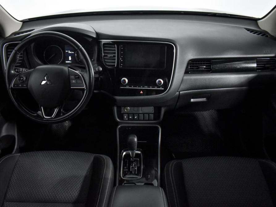 Mitsubishi Outlander III Рестайлинг 3 Санкт-Петербург  - изображение 14