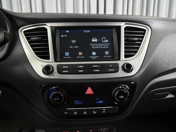 Hyundai Solaris II с пробегом 2019 года, цена 1 184 000 рублей, 143384 км, седан, Автокод Объявления