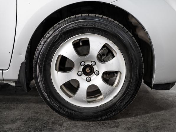 Toyota Ractis II с пробегом 2015 года, цена 875 000 рублей, 179272 км, хэтчбек, Автокод Объявления