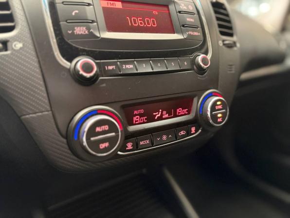 Kia Cerato III Рестайлинг (Classic) с пробегом 2018 года, цена 887 200 рублей, 244011 км, седан, Автокод Объявления