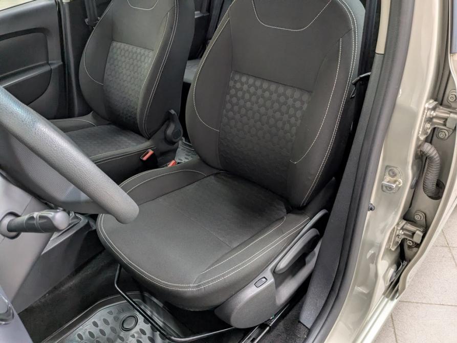 Renault Logan II Москва  - изображение 14