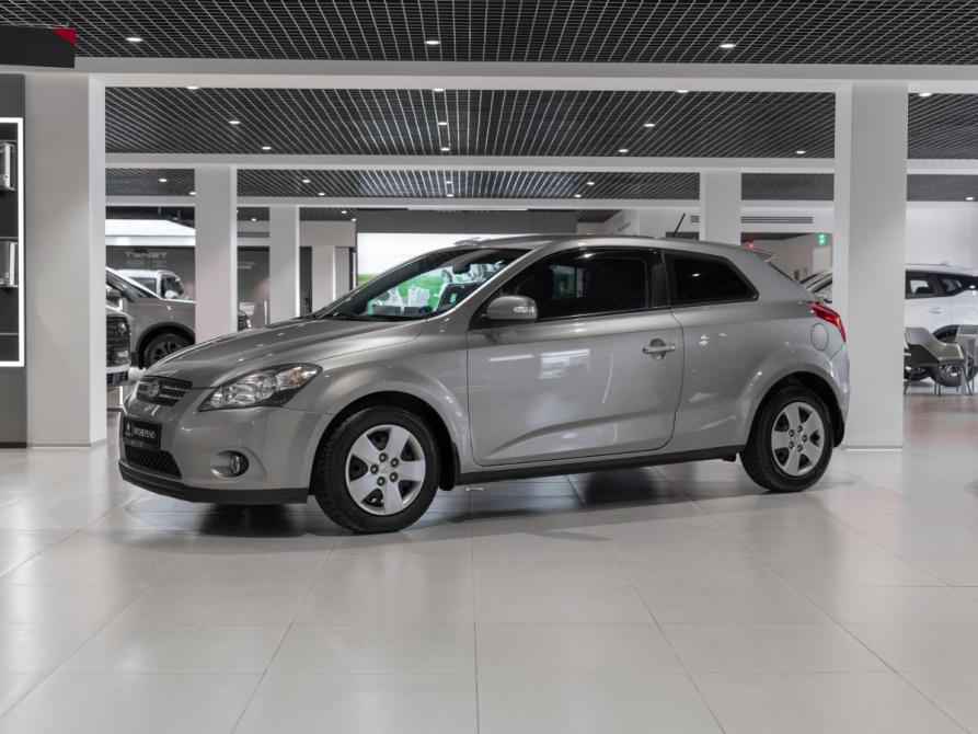 Kia Ceed I Москва  - изображение 1
