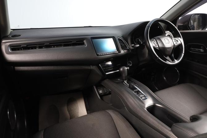 Honda Vezel I Рестайлинг с пробегом 2019 года, цена 2 249 000 рублей, 37002 км, внедорожник, Автокод Объявления