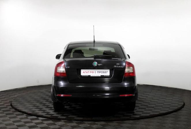 Skoda Octavia II (A5) Рестайлинг с пробегом 2012 года, цена 710 000 рублей, 206893 км, лифтбек, Автокод Объявления