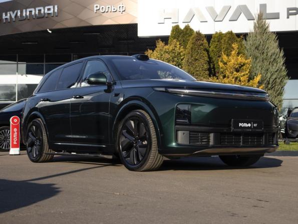 Li Auto (Lixiang) L7 I Рестайлинг с пробегом 2025 года, цена 7 388 000 рублей, 32890 км, внедорожник, Автокод Объявления