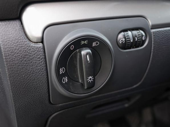 Volkswagen Golf VI с пробегом 2012 года, цена 999 000 рублей, 128100 км, хэтчбек, Автокод Объявления