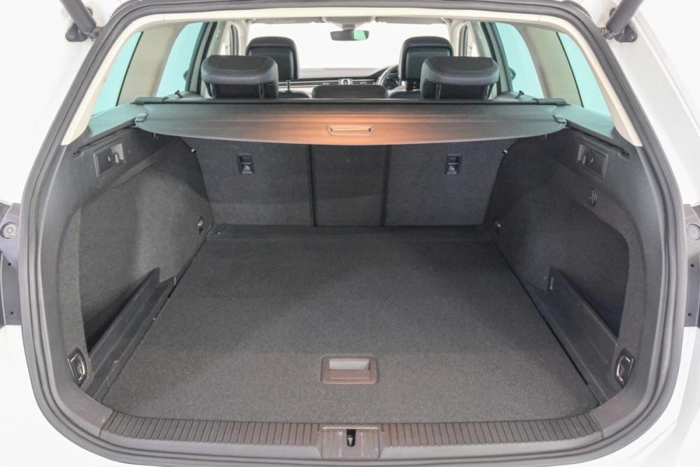 Volkswagen Passat B8 Красноярск  - изображение 24