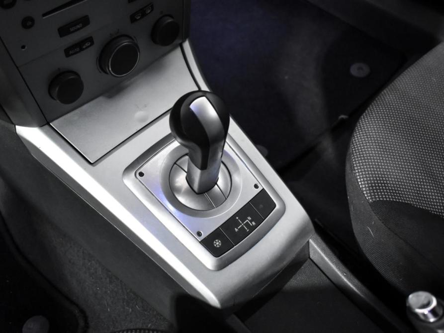 Opel Astra H Рестайлинг Санкт-Петербург  - изображение 12