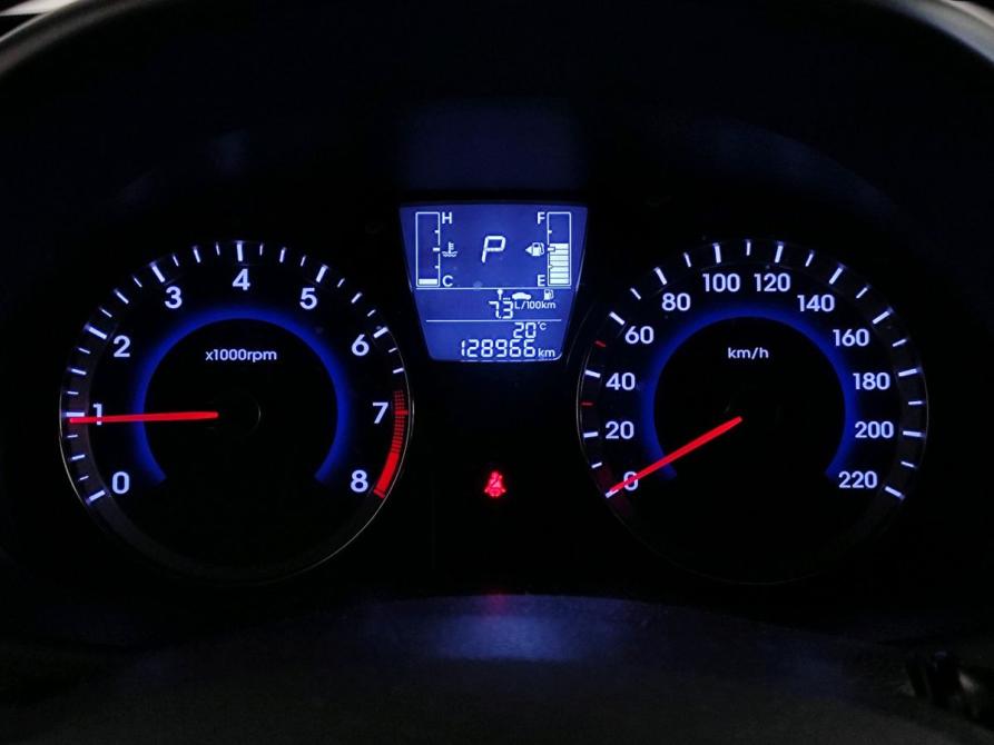 Hyundai Solaris I Рестайлинг Москва  - изображение 10