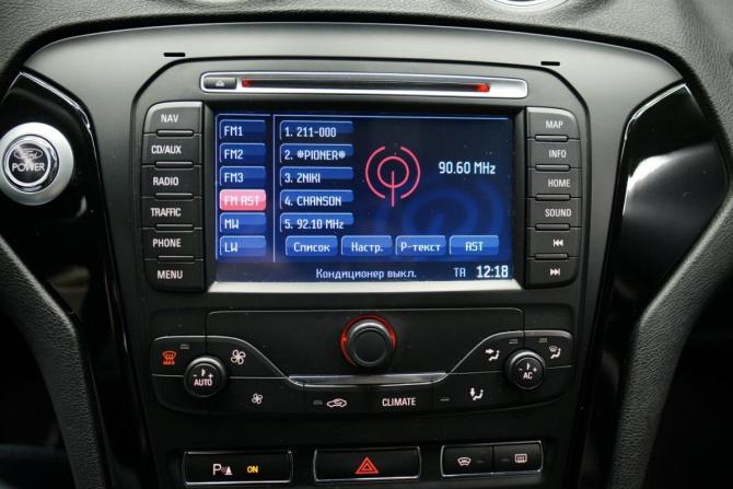 Ford Mondeo IV Рестайлинг с пробегом 2012 года, цена 870 000 рублей, 245000 км, седан, Автокод Объявления