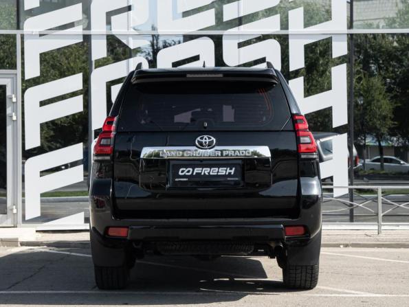 Toyota Land Cruiser Prado 150 Series Рестайлинг 2 с пробегом 2018 года, цена 4 369 000 рублей, 91604 км, внедорожник, Автокод Объявления