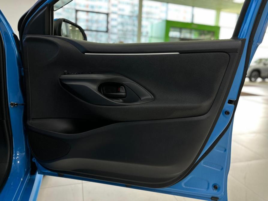 Toyota Yaris IV Санкт-Петербург  - изображение 13