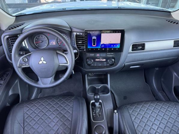 Mitsubishi Outlander III Рестайлинг с пробегом 2014 года, цена 1 590 500 рублей, 189132 км, внедорожник, Автокод Объявления