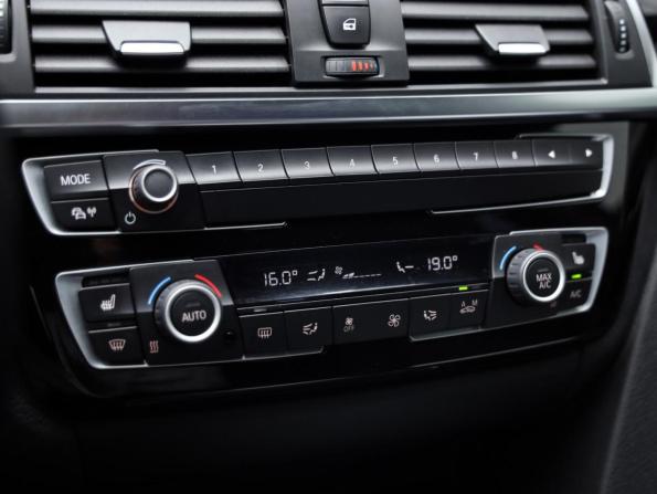 BMW 3 серии VI (F3x) Рестайлинг с пробегом 2018 года, цена 2 599 000 рублей, 162099 км, лифтбек, Автокод Объявления