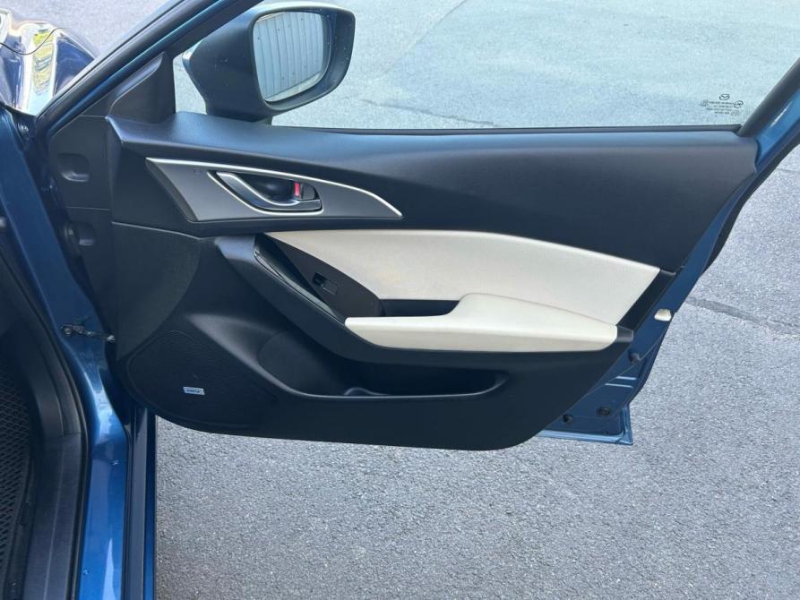 Mazda 3 III (BM) Рестайлинг Санкт-Петербург  - изображение 17