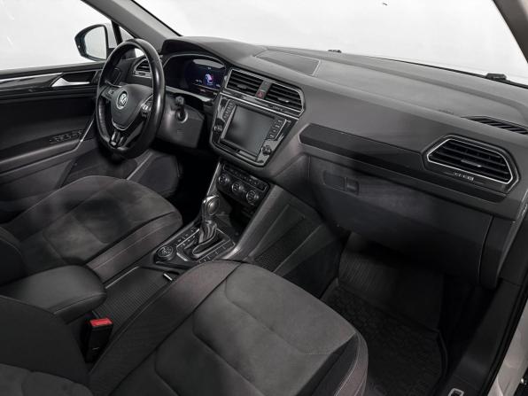 Volkswagen Tiguan II с пробегом 2017 года, цена 1 550 000 рублей, 301793 км, внедорожник, Автокод Объявления