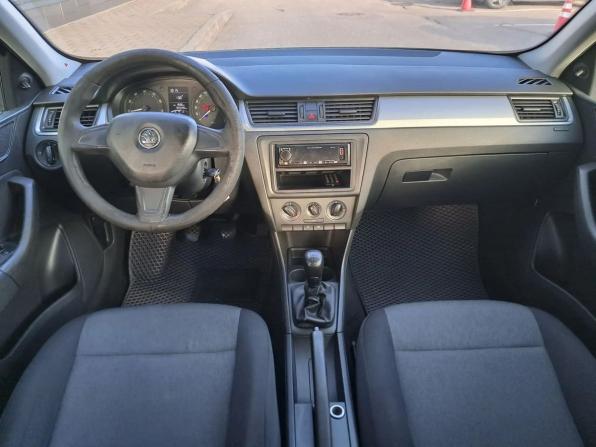 Skoda Rapid I с пробегом 2014 года, цена 400 000 рублей, 305096 км, лифтбек, Автокод Объявления