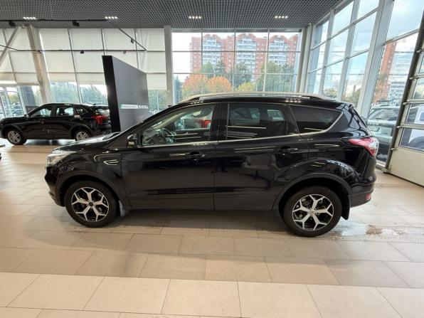 Ford Kuga II Рестайлинг с пробегом 2017 года, цена 1 560 000 рублей, 190440 км, внедорожник, Автокод Объявления