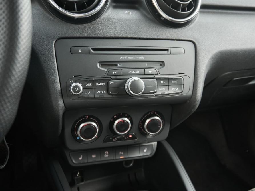 Audi A1 I (8X) Казань  - изображение 10