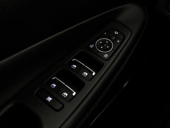 Hyundai Santa Fe IV с пробегом 2020 года, цена 2 799 000 рублей, 101778 км, внедорожник, Автокод Объявления