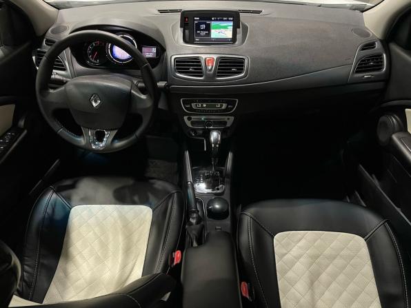 Renault Fluence I Рестайлинг с пробегом 2013 года, цена 520 000 рублей, 294863 км, седан, Автокод Объявления