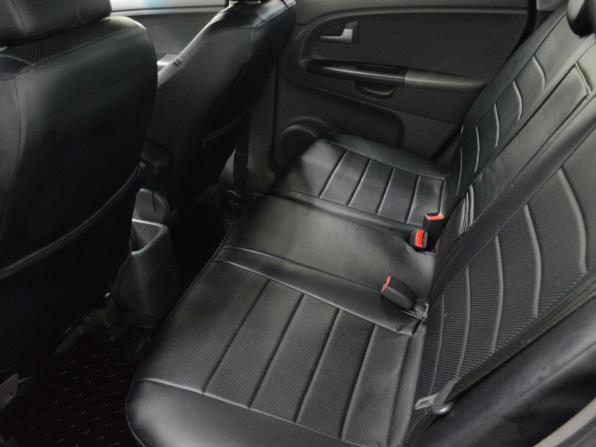 Kia Venga I Рестайлинг с пробегом 2014 года, цена 999 000 рублей, 170931 км, компактвэн, Автокод Объявления