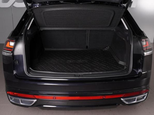 Volkswagen Teramont I Рестайлинг (China Market) с пробегом 2023 года, цена 5 889 000 рублей, 30939 км, внедорожник, Автокод Объявления