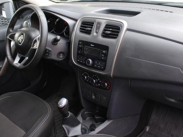 Renault Logan II Рестайлинг с пробегом 2021 года, цена 1 169 000 рублей, 95297 км, седан, Автокод Объявления