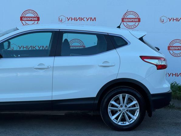 Nissan Qashqai II с пробегом 2014 года, цена 1 599 000 рублей, 105889 км, внедорожник, Автокод Объявления